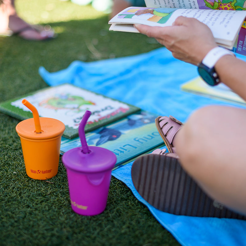 10oz-kid-s-cup-with-straw-lid-z5 10oz_kids_cups_straw_reading_blanket_square.jpg