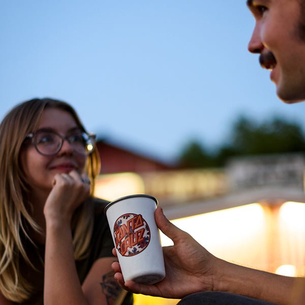 16oz-pint-cup-santa-cruz-i3 16oz_pints_santa_cruz_vacationdot_couple_square.jpg
