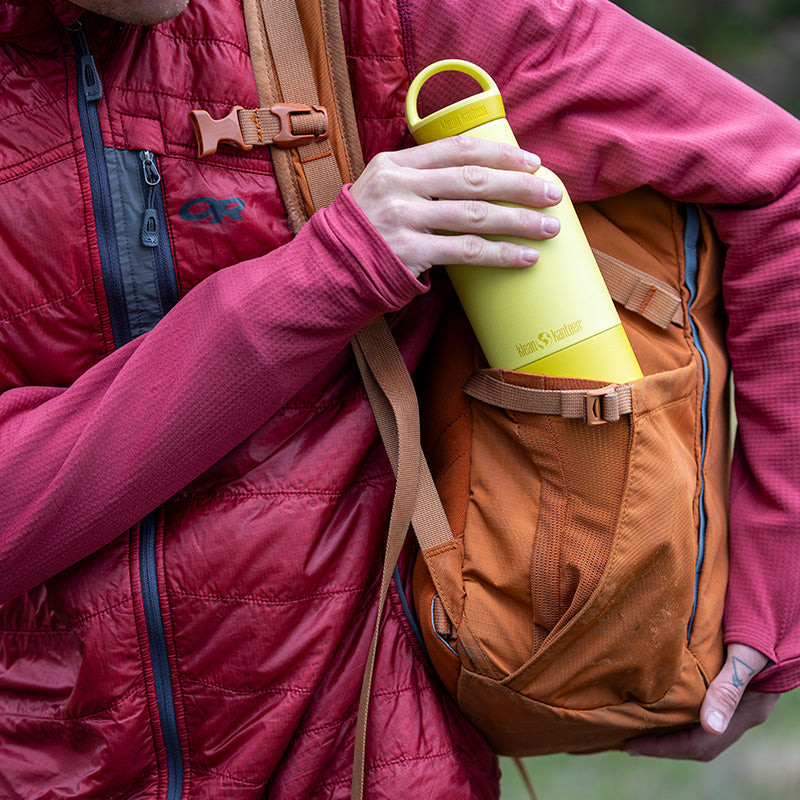 20oz-rise-classic-with-arch-loop-cap-r6 20oz_rise_classic_insulated_bottle_acacia_backpack_square.jpg