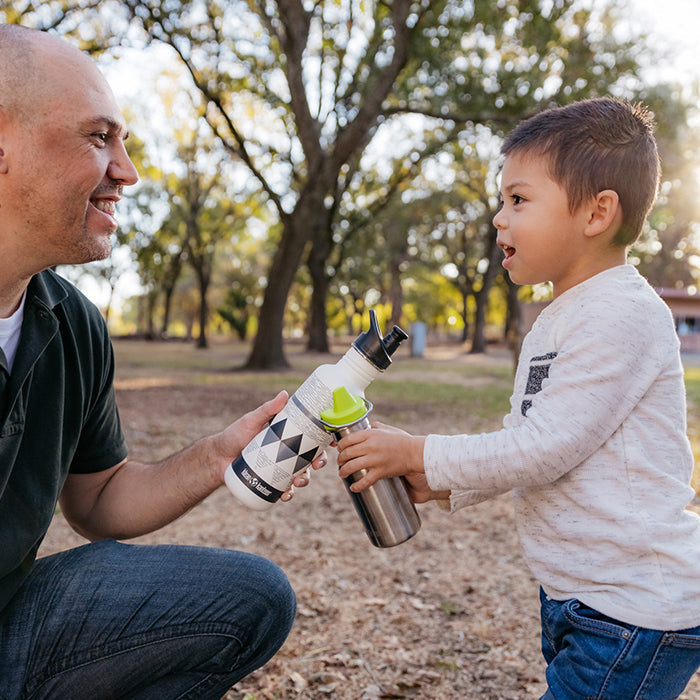 classic-kid-sippy-cap-h8 K12CNSIPPY-BS-sippy_cap_dad_lifestyle.jpg