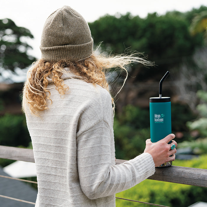 tkwide-straw-cap-w7 K20TKWPCC-EB-20pz-bottle-straw-cap_lifestyle.jpg